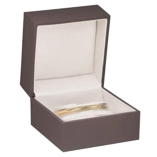 Soft Touch Bangle Box with Adjustable Cuff Insert – Custom OEM Packaging Soft touch custom bangle box with adjustable cuff insert, premium cardboard packaging for jewelry retail