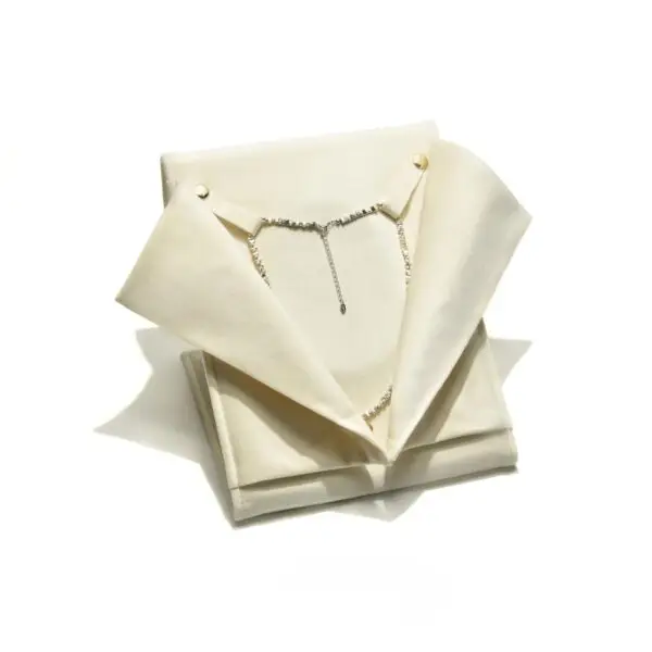 Double-Sided Textured Fabric Necklace Pouch Bag – Custom OEM Jewelry Packaging Double-sided textured fabric necklace pouches—custom jewelry packaging for retail and e-commerce