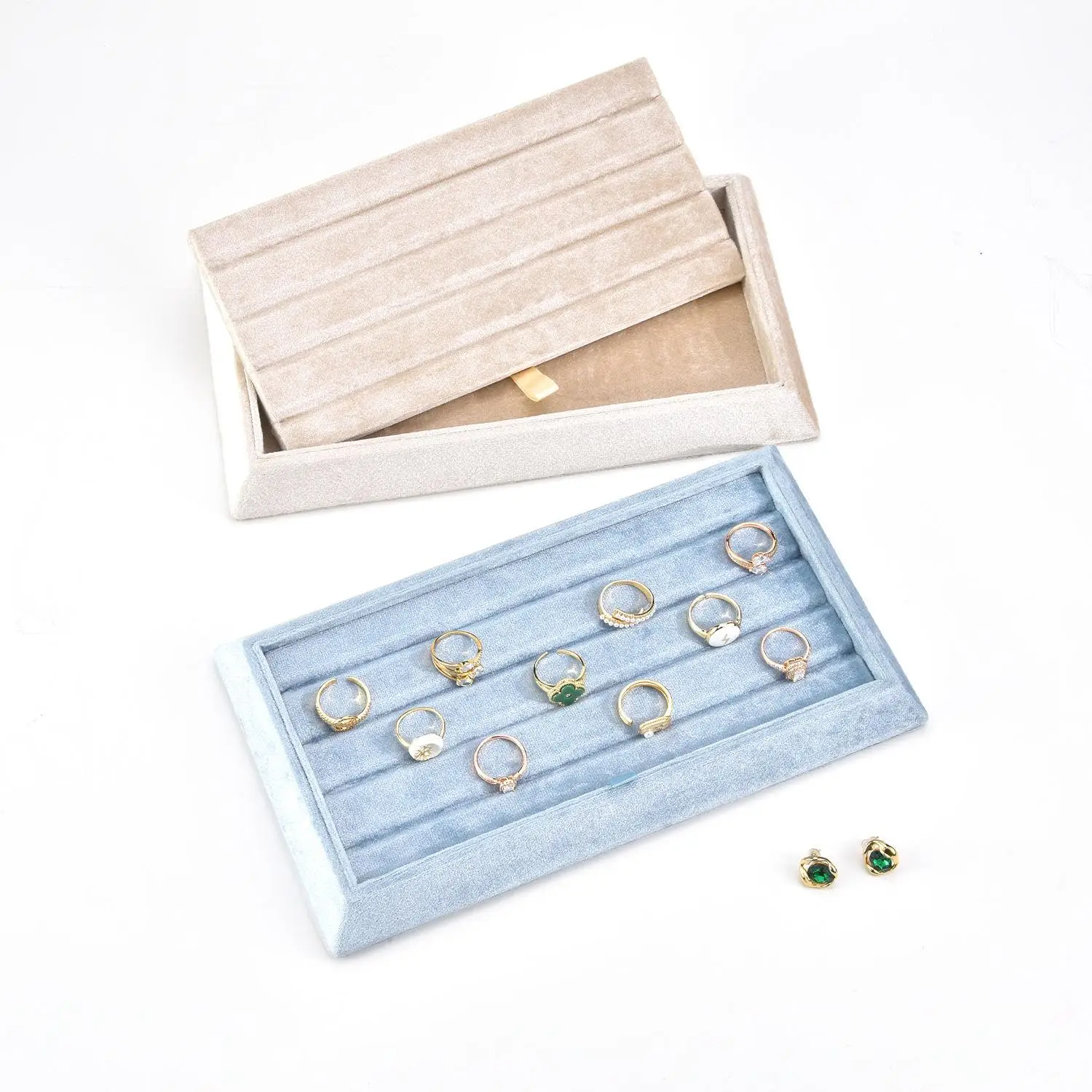 Custom velvet jewelry display trays with customizable compartments and branding options