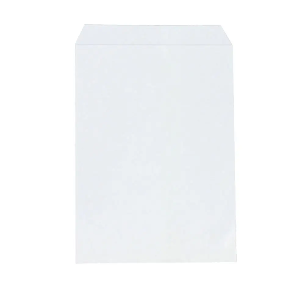 White kraft paper 6×9 merchandise pouches stack, customizable with logo printing for jewelry brands, MOQ 500+ units