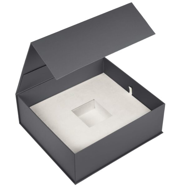 Vogue Collection Small Luxury Rigid Presentation Box – Custom Jewelry Packaging Vogue Collection custom small rigid jewelry presentation box with embossing and logo printing options
