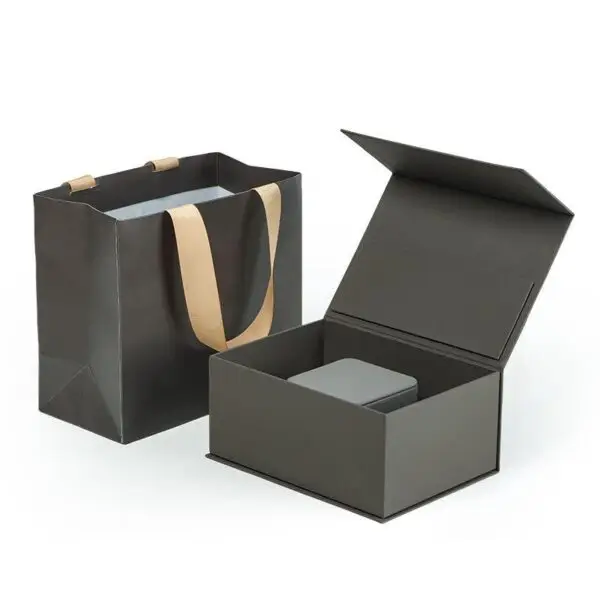 Custom Magnetic Luxury Ring Gift Box with Display Slot – OEM Packaging Luxury magnetic ring gift box with interior foam insert and secure closure for jewelry packaging