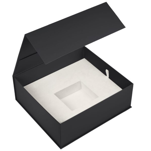 Custom Medium Rigid Presentation Box – Premium Jewelry Packaging Premium medium rigid presentation box with custom branding and foam insert, jewelry packaging for retail