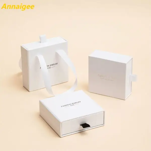 Custom paper drawer jewelry box with matching branded pouch for wholesale jewelry packaging