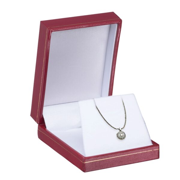 Custom vintage-inspired pendant and earring gift boxes with luxury finishes, embossing, and branded inserts for jewelry retailers and brands