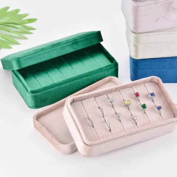Custom Flip Cover Ring Display Box with Velvet Lining – Bulk Jewelry Packaging Premium flip-cover velvet ring display box with multiple compartments for jewelry storage and retail packaging