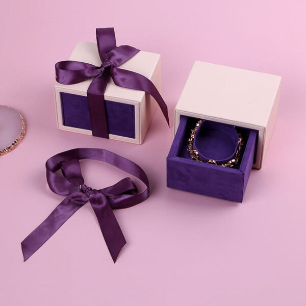 Custom Slide Drawer Earring Box with Ring Display Compartments Custom slide drawer earring box with compartments, factory-direct jewelry packaging for rings and accessories