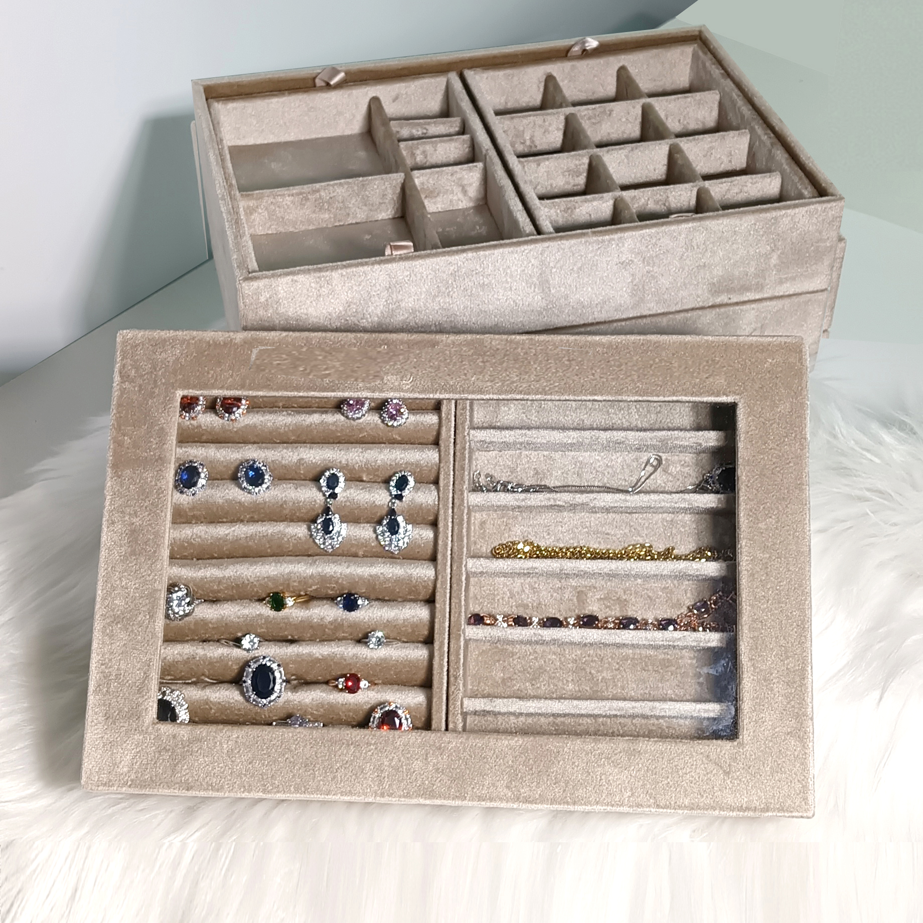 Stacking jewelry boxes with glass lids and anti-tarnish velvet lining—custom OEM packaging for brands