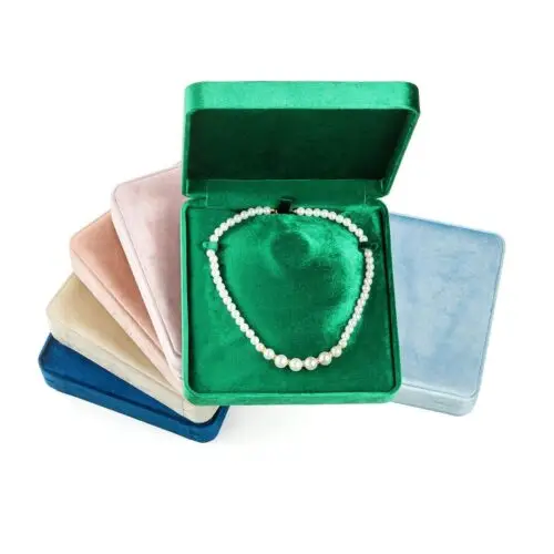 Custom velvet jewelry box for necklaces with personalized logo and pearl finish – B2B wholesale packaging