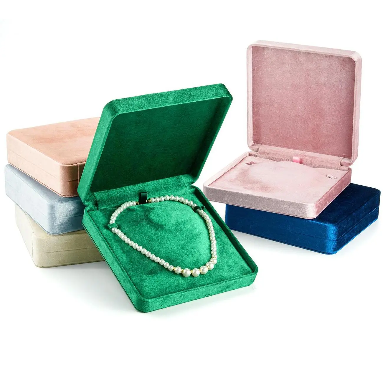 Custom velvet jewelry box for necklaces with personalized logo and pearl finish – B2B wholesale packaging