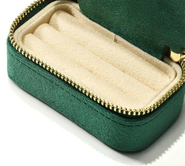 Velvet Ring Travel Case – Custom Portable Jewelry Storage Velvet ring travel case with custom branding – portable jewelry storage for brands and retailers