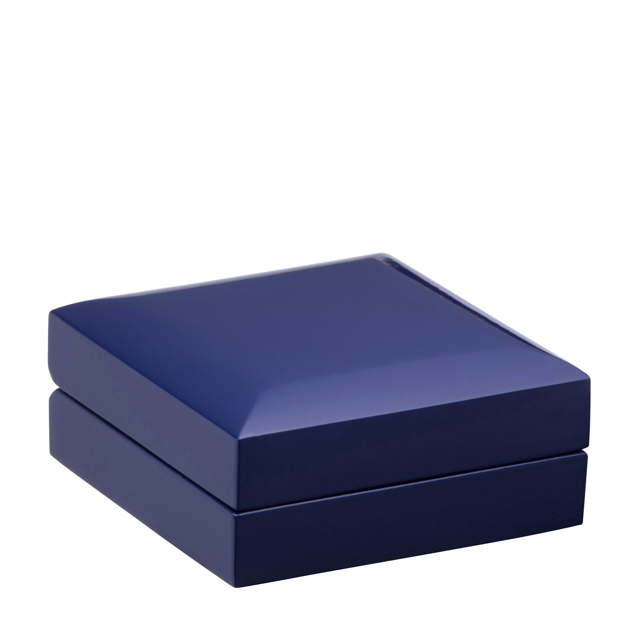 Luxury wooden lacquered necklace and pendant box with imperial design, custom brand logo embossing, and silk lining interior