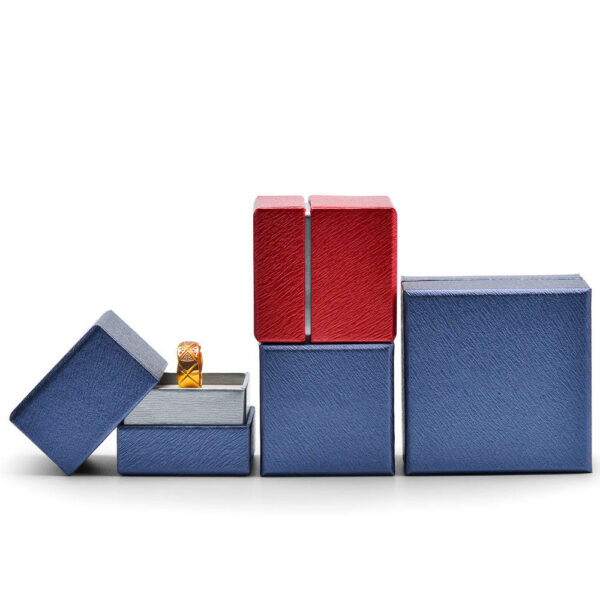 Telescopic two-piece cardboard jewelry gift boxes with custom logo and foam insert