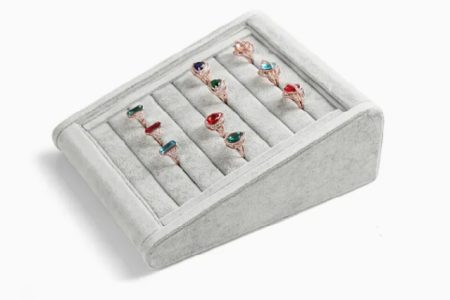 Slanted Ring Display Trays